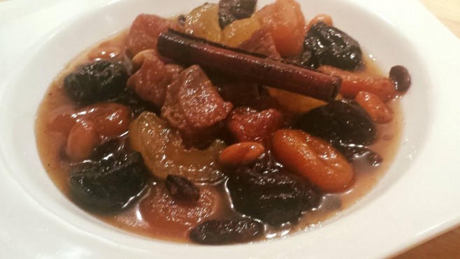 Cuisine un Lham hlou aux figues sèches à l'autocuiseur
